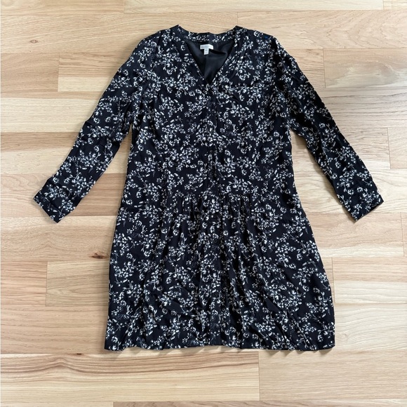 Garnet Hill Floral Black and White Drop Waist Dress with pockets size 4 - Picture 4 of 10